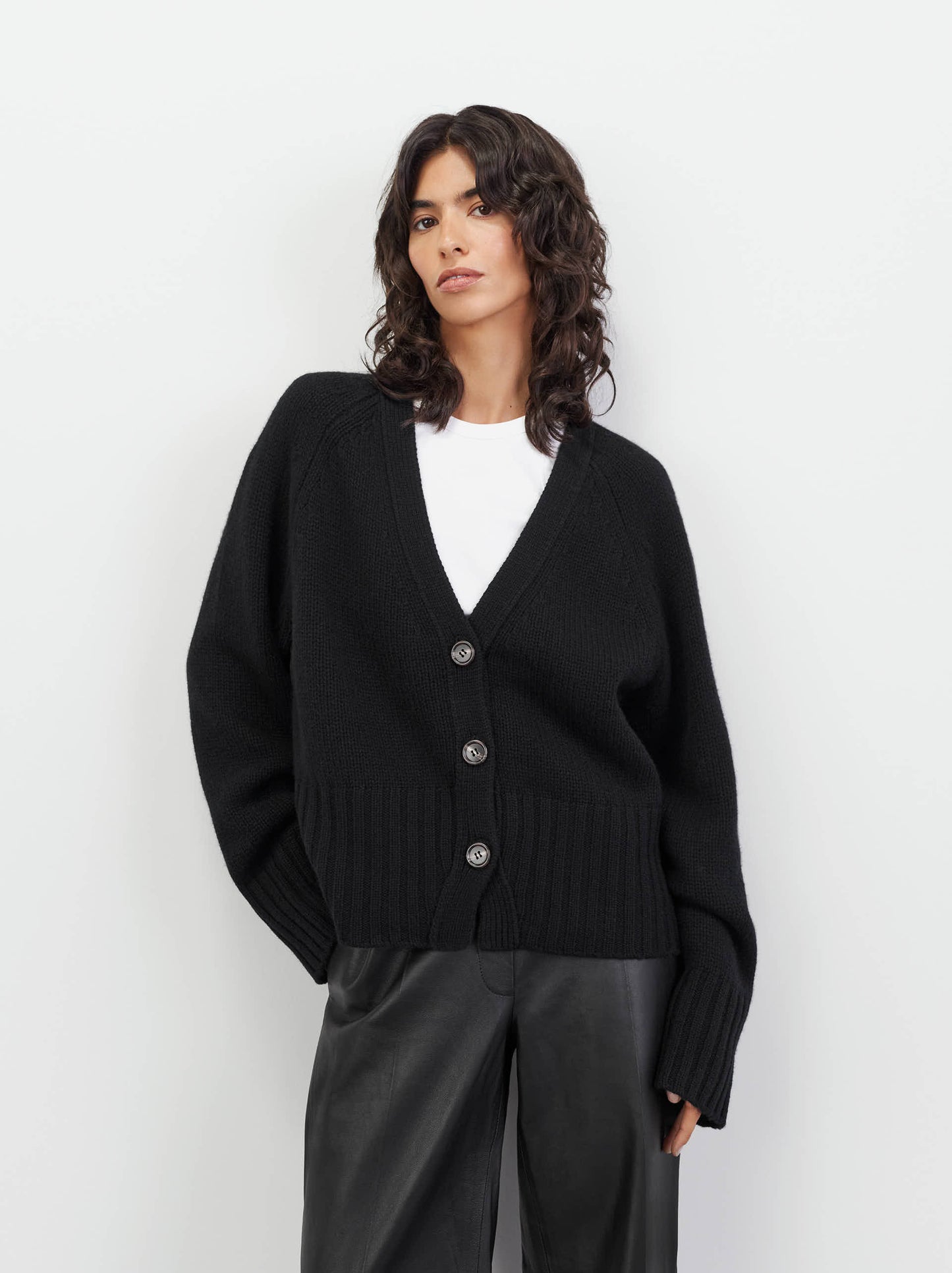 V-neck Cardigan - Black