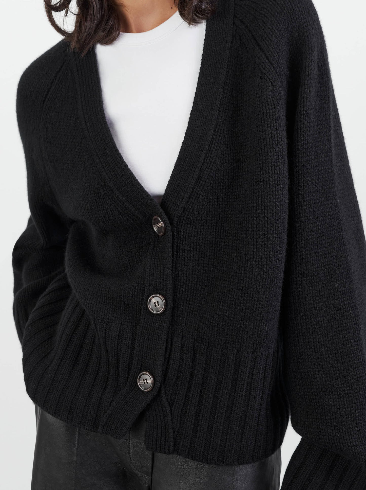 V-neck Cardigan - Black