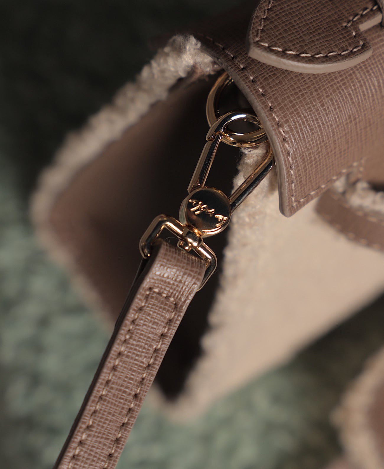 Tóla "Almost Naked" Bag