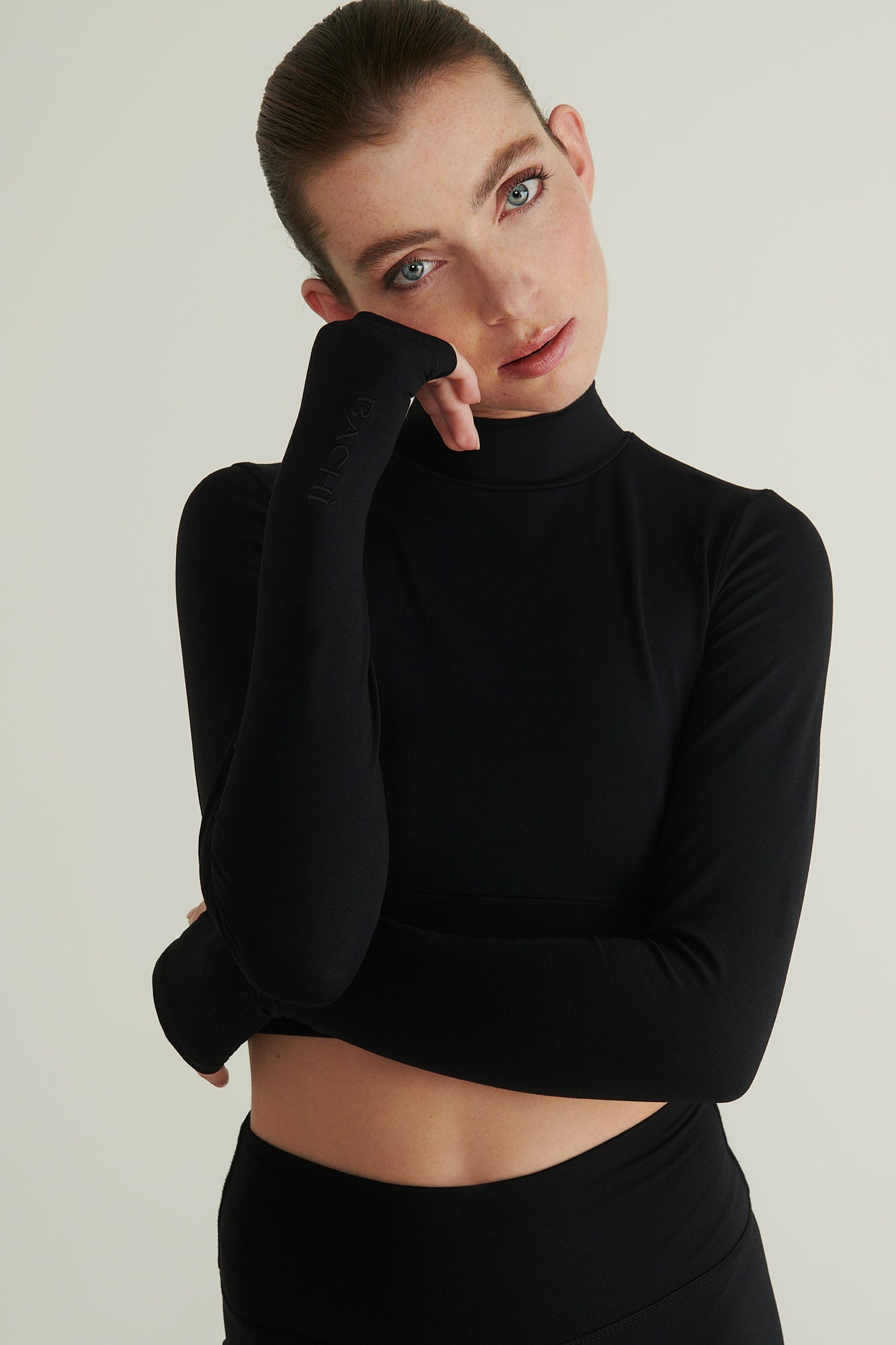 B Sleeve - Black