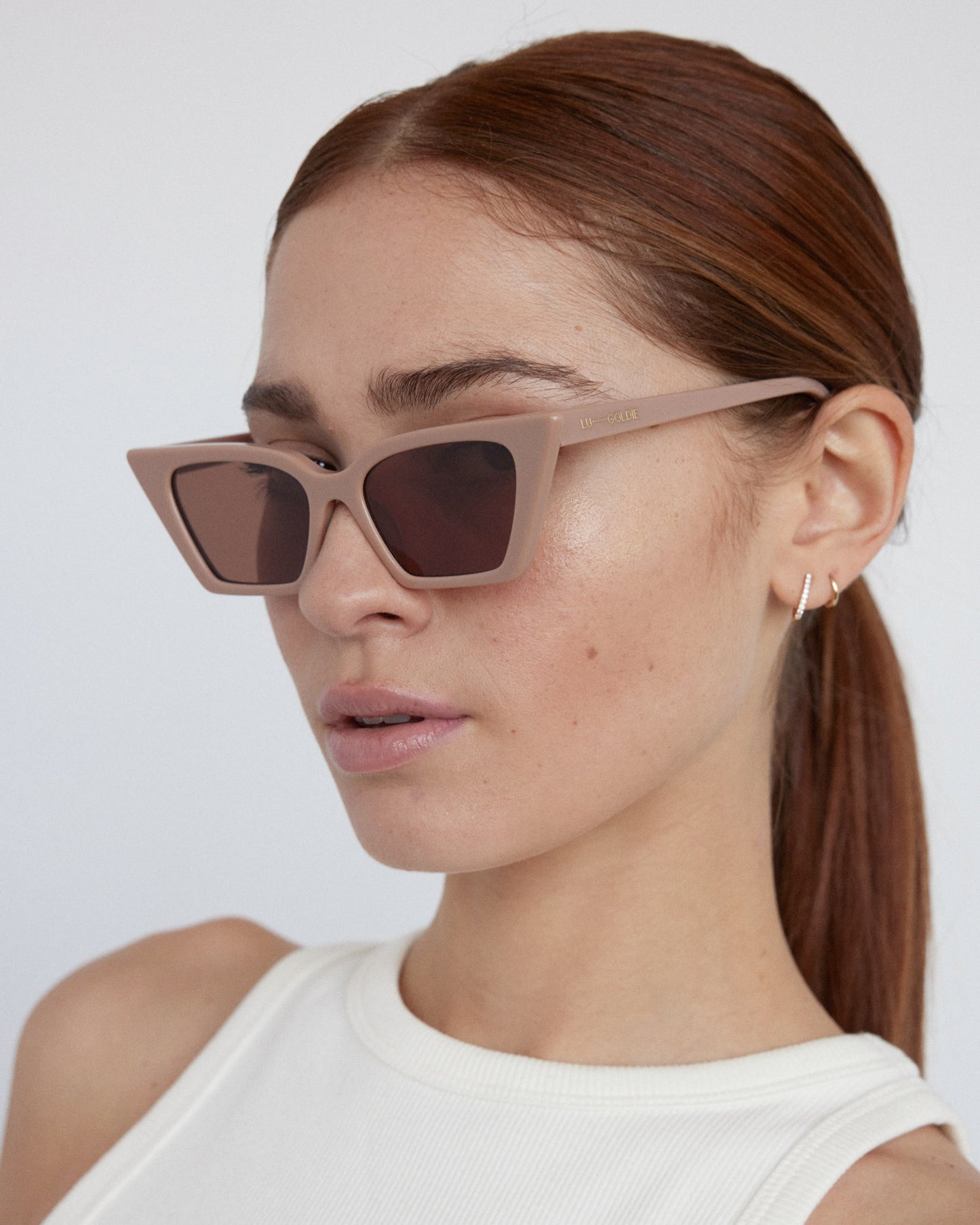 Claudia - Beige Sunglasses
