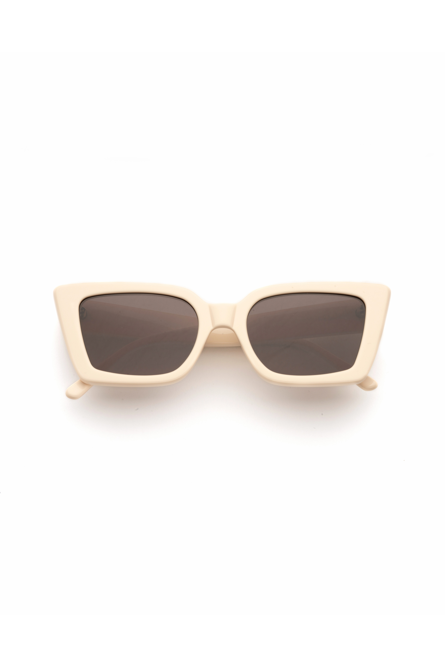 Lucia - Oat Milk Sunglasses – ARMADIO 55 display picture 3