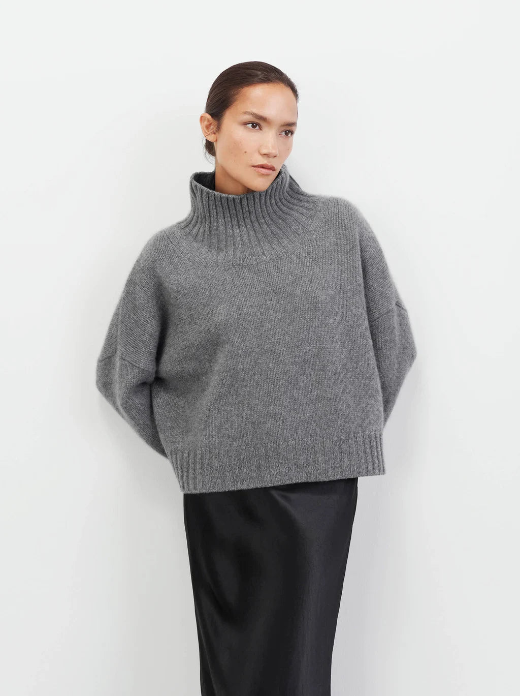 Girlfriend Turtleneck - Grey