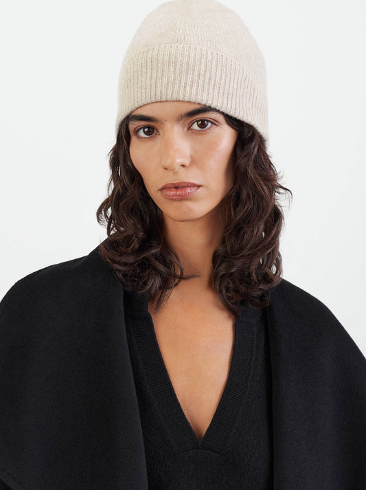 Classic Beanie - Natural Sand