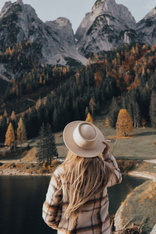 The Maron - Off White Hat